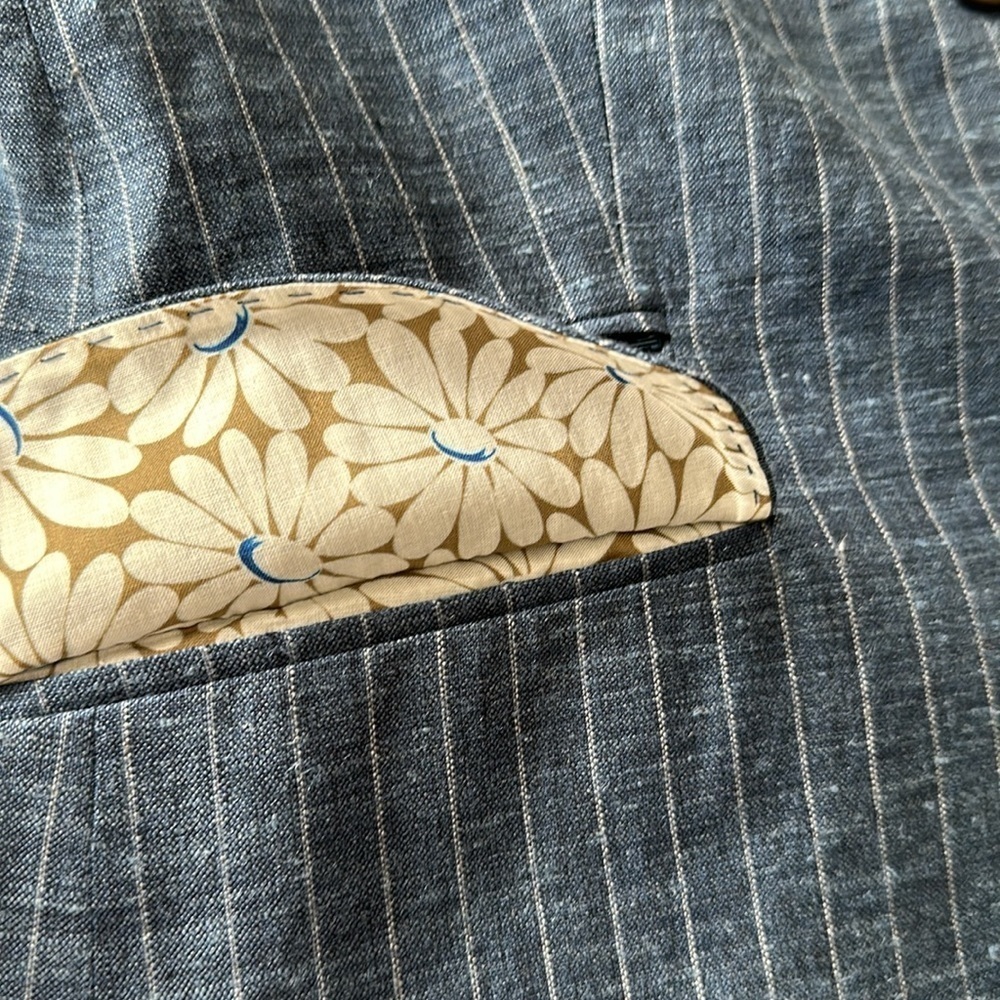Sonia Bogner Linen/Silk Navy Pinstriped Blazer with Contrasting Cuffs Size 6 - Picture 12 of 13